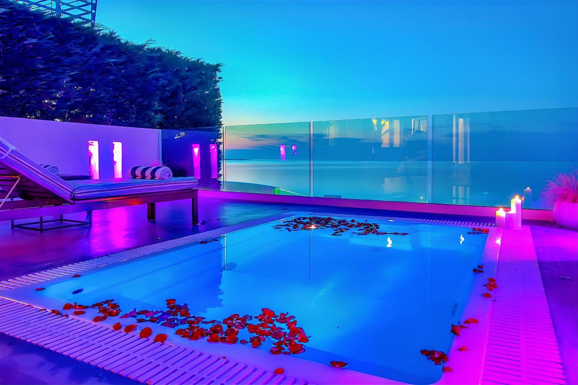 Panorama Suites & Spa - Adults Only Stómion 部屋 写真