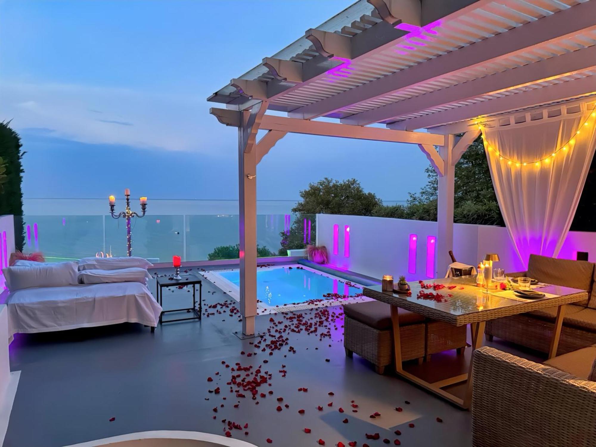 Panorama Suites & Spa - Adults Only Stómion 部屋 写真