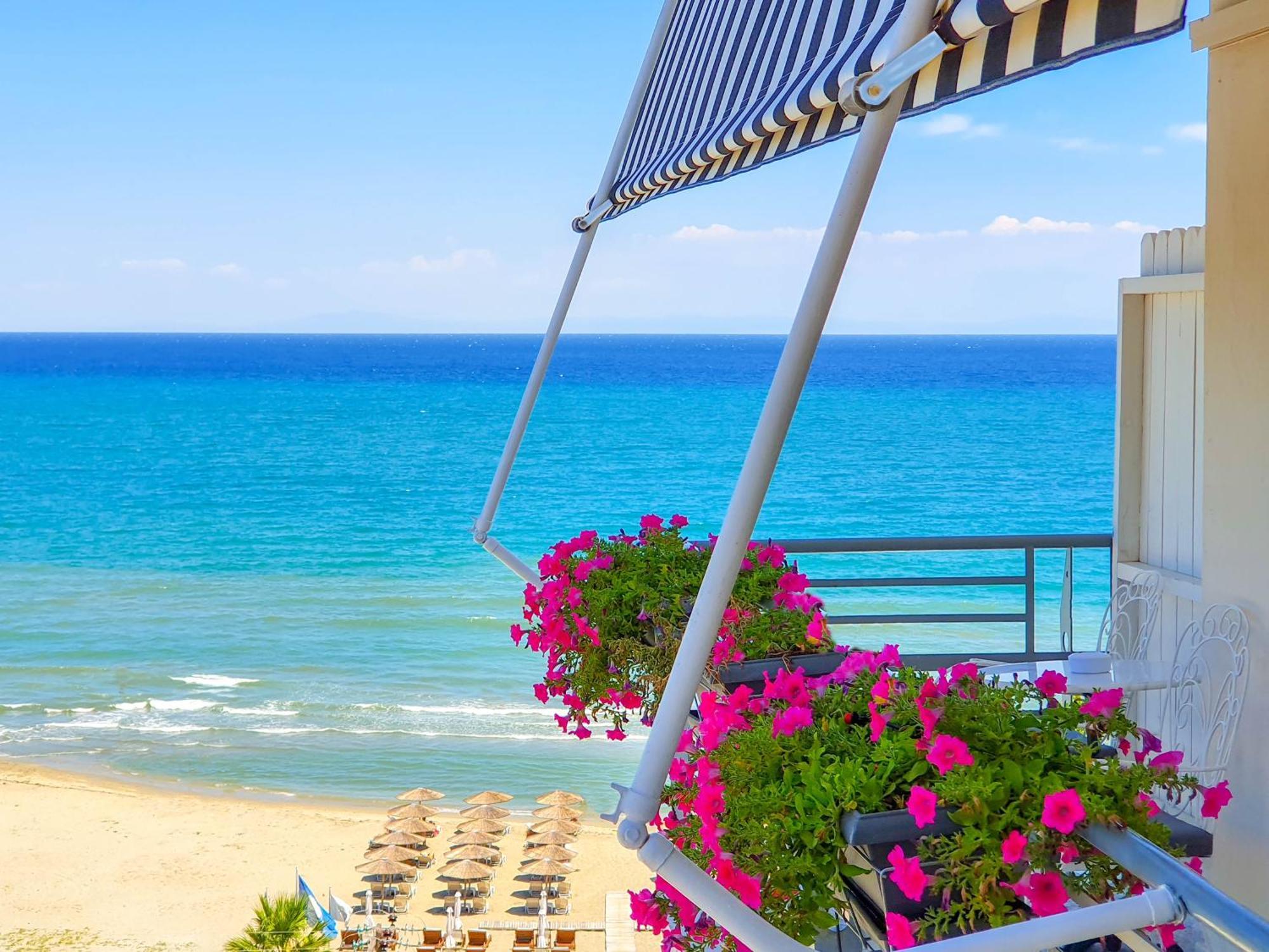 Panorama Suites & Spa - Adults Only Stómion 部屋 写真