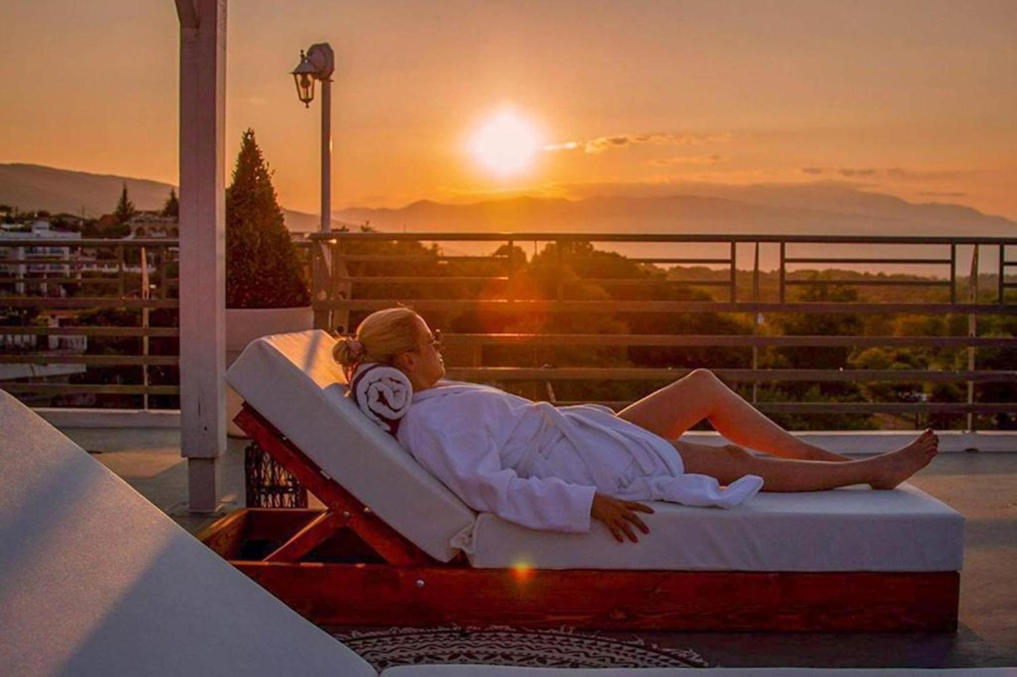 Panorama Suites & Spa - Adults Only Stómion 部屋 写真
