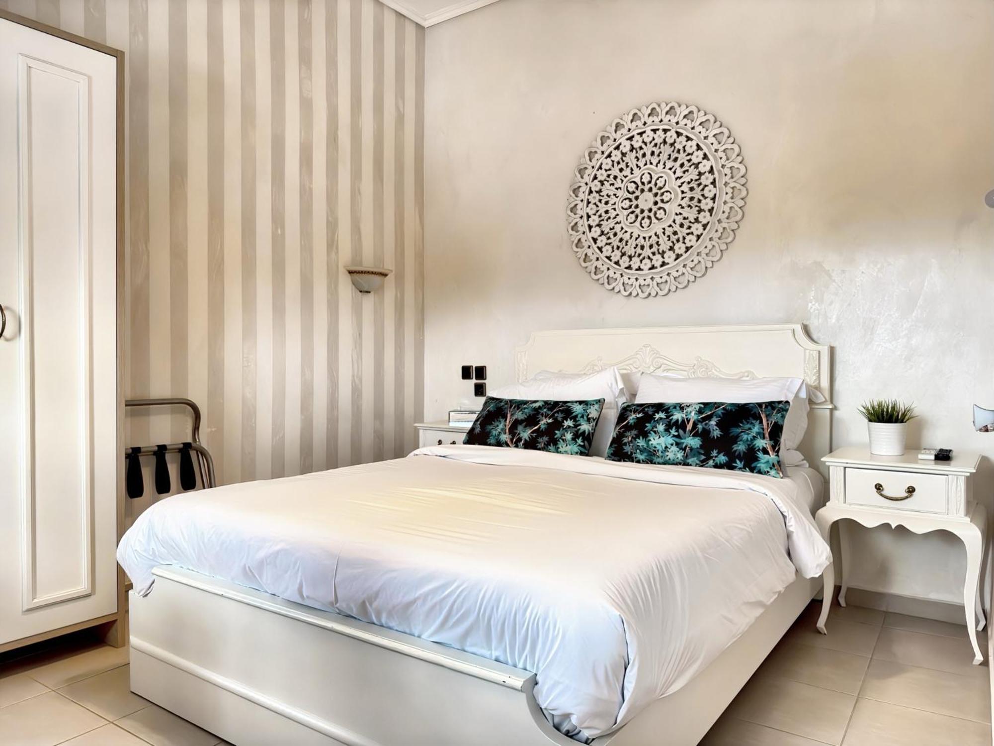 Panorama Suites & Spa - Adults Only Stómion 部屋 写真